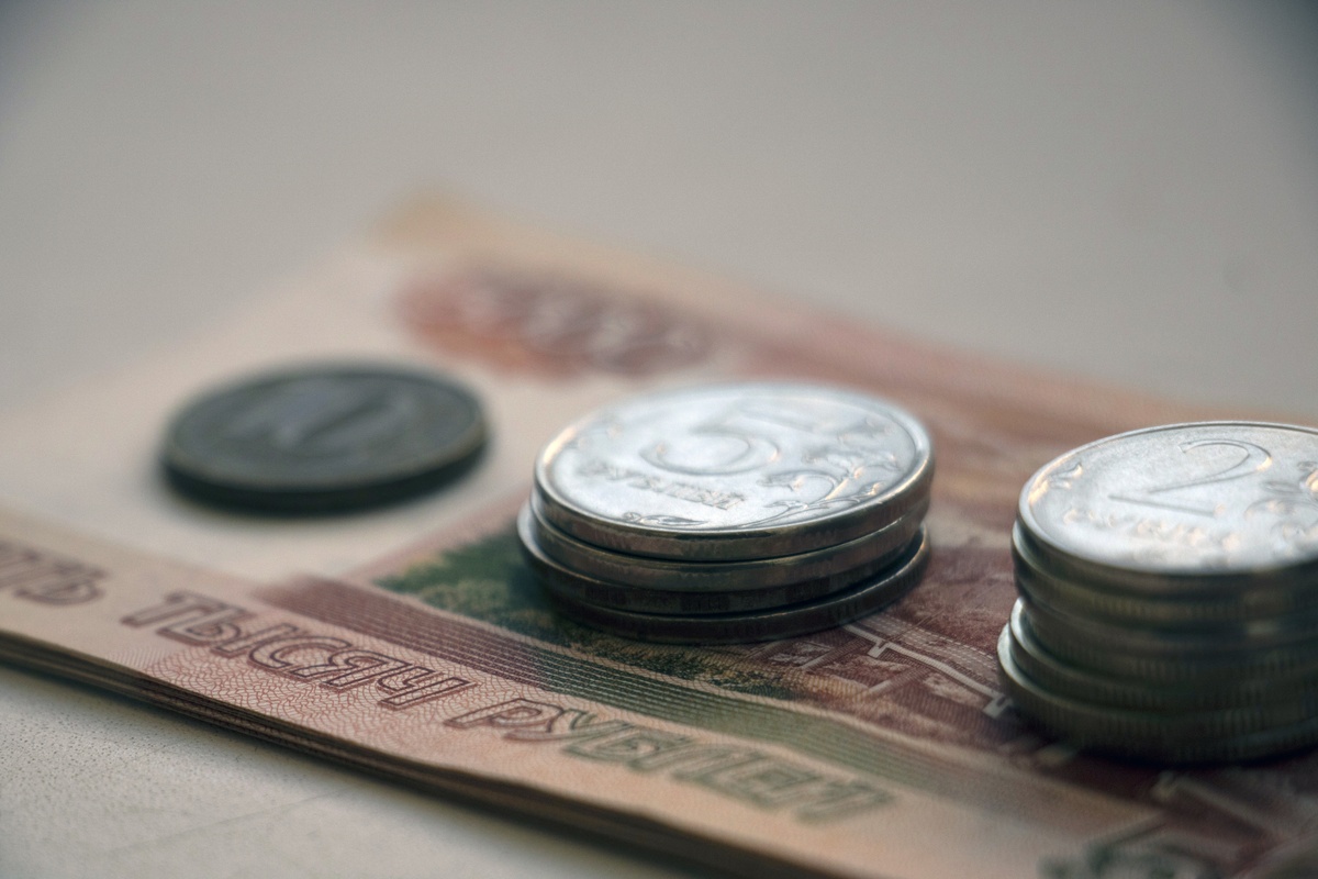 Кабмин прорабатывает меры денежной компенсации скачка цен для россиян